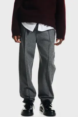Pantalon jogger avec plis - Gris foncé — photo 1