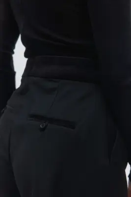 Short de tailleur avec taille haute - Noir — photo 2