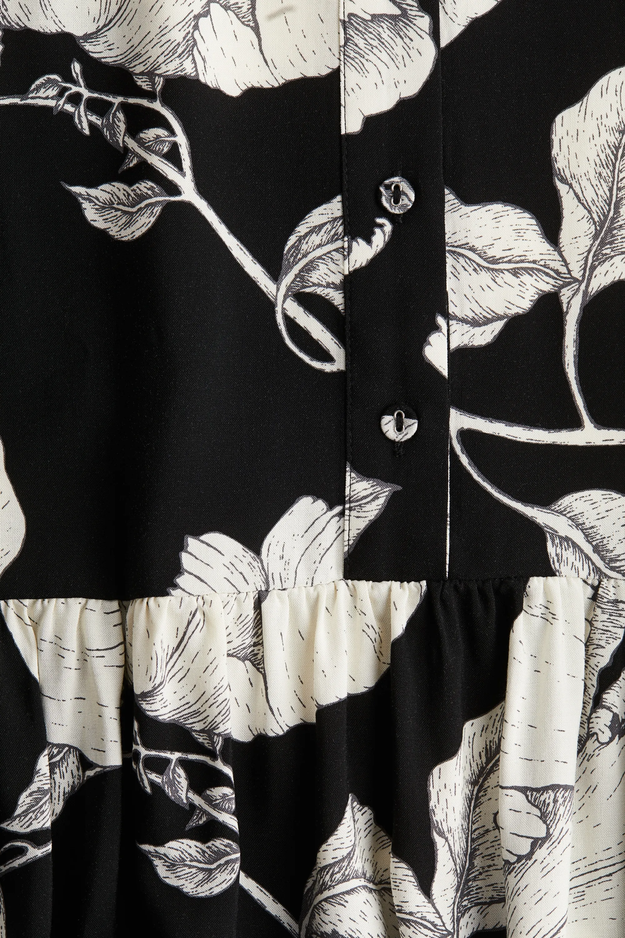 Robe en viscose à motif - Noir/blanc/fleuri
