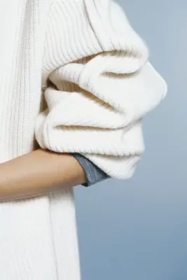 Pull en maille côtelée avec col cheminée - Beige clair — photo 2