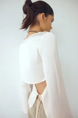 Blouse avec encolure bateau à nouer dans le dos - Crème — photo 2