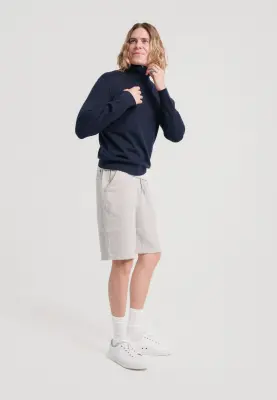 Le pull col roulé - Bleu marine — photo 5