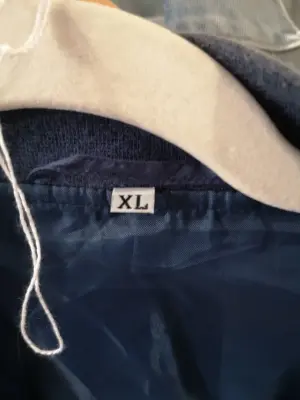 Veste bomber bleu marine — photo 2