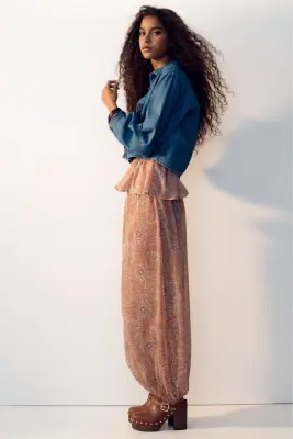 Pantalon avec taille élastique et jambes ballon - Rose clair/fleuri — photo 3