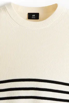 Pull Regular Fit en maille de coton côtelée - Beige clair/rayé — photo 5