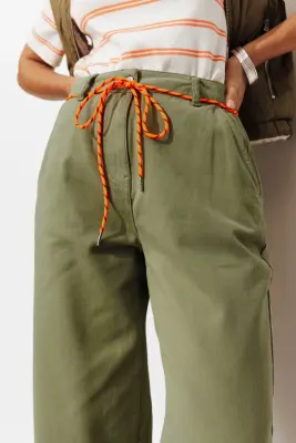 Pantalon chino taille haute — photo 5