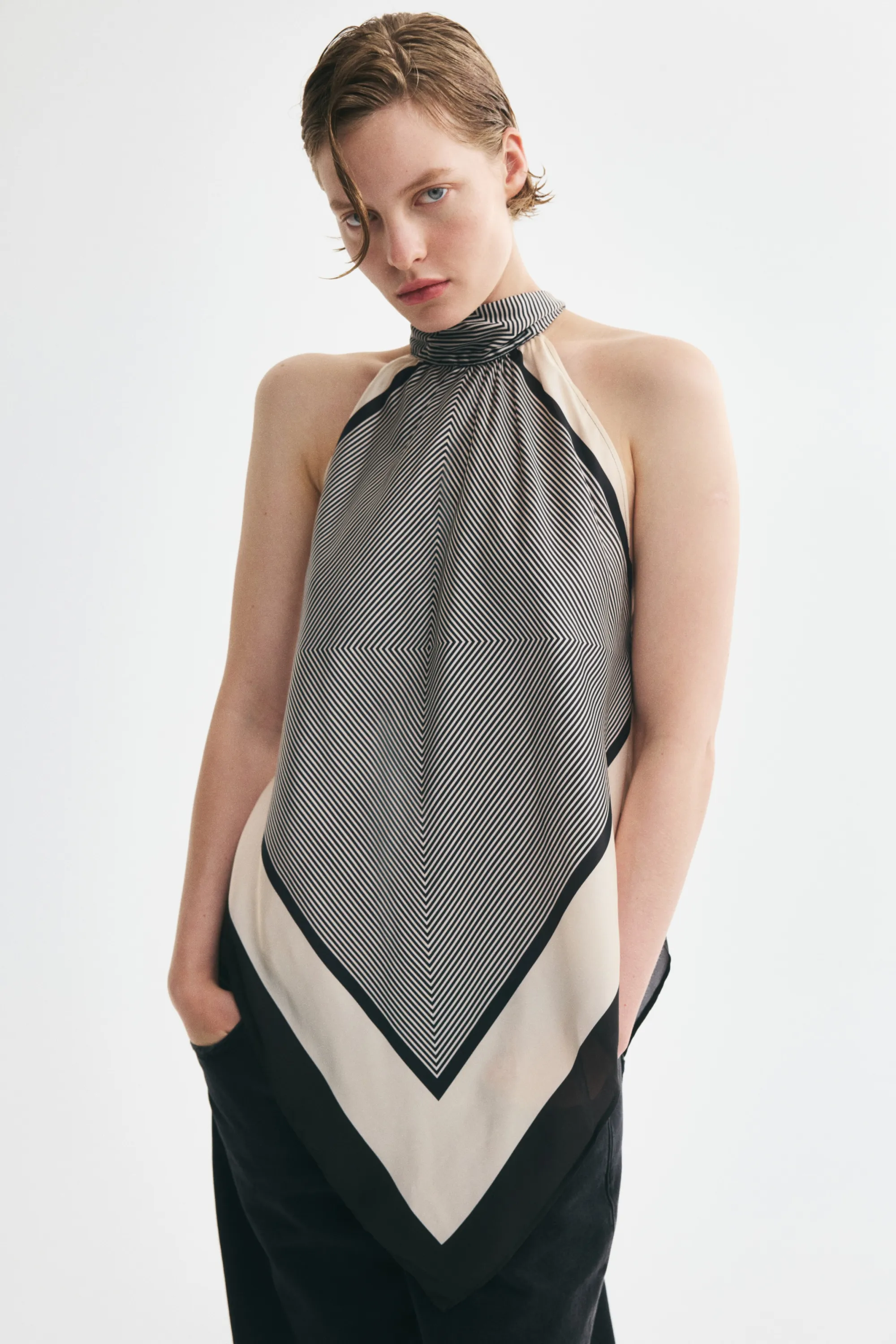 Top dos nu - Beige clair/motif noir