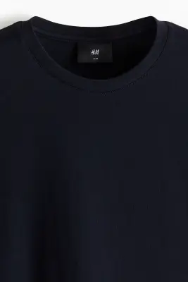 T-shirt Slim Fit en coton pima - Bleu marine — photo 4