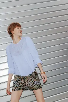 Short à fleurs en jacquard — photo 3