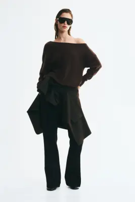 Pull asymétrique en maille fine - Marron foncé — photo 2