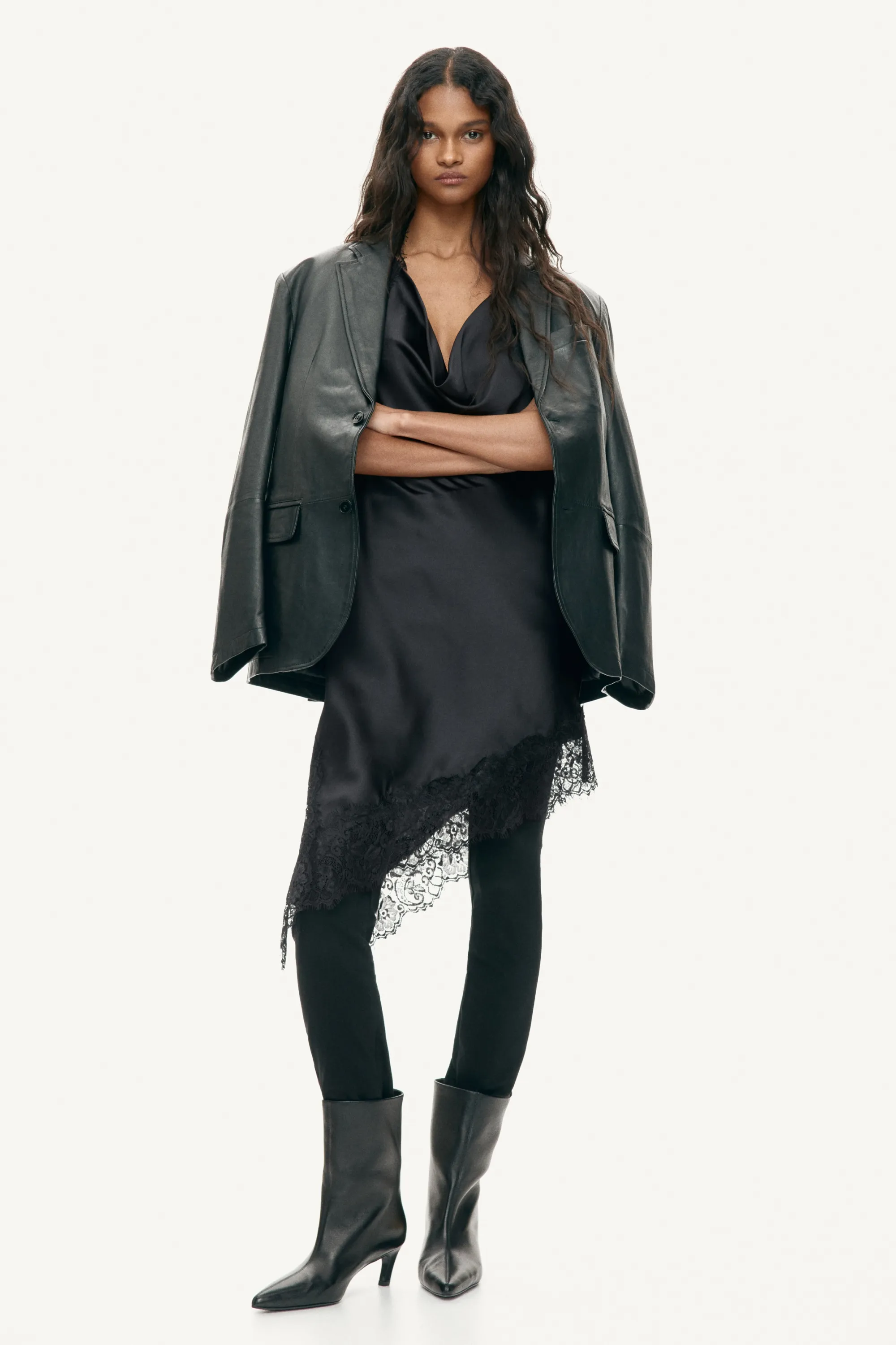 Robe dos nu en satin - Noir