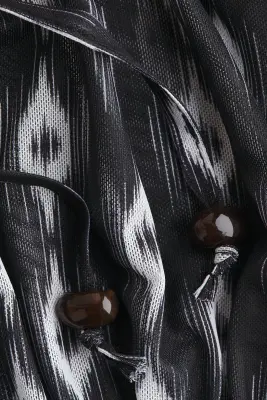 Blouse en mesh avec détails à nouer - Noir/motif — photo 5