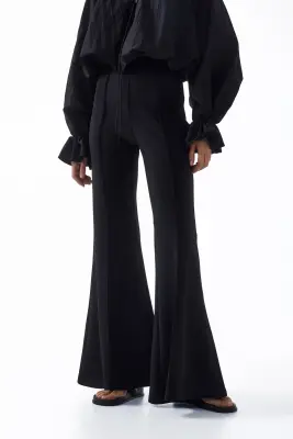 Pantalon évasé avec plis - Noir — photo 2