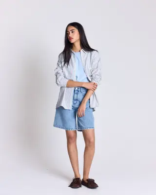 Chemise Liseron rayures rouge fond bleu — photo 2