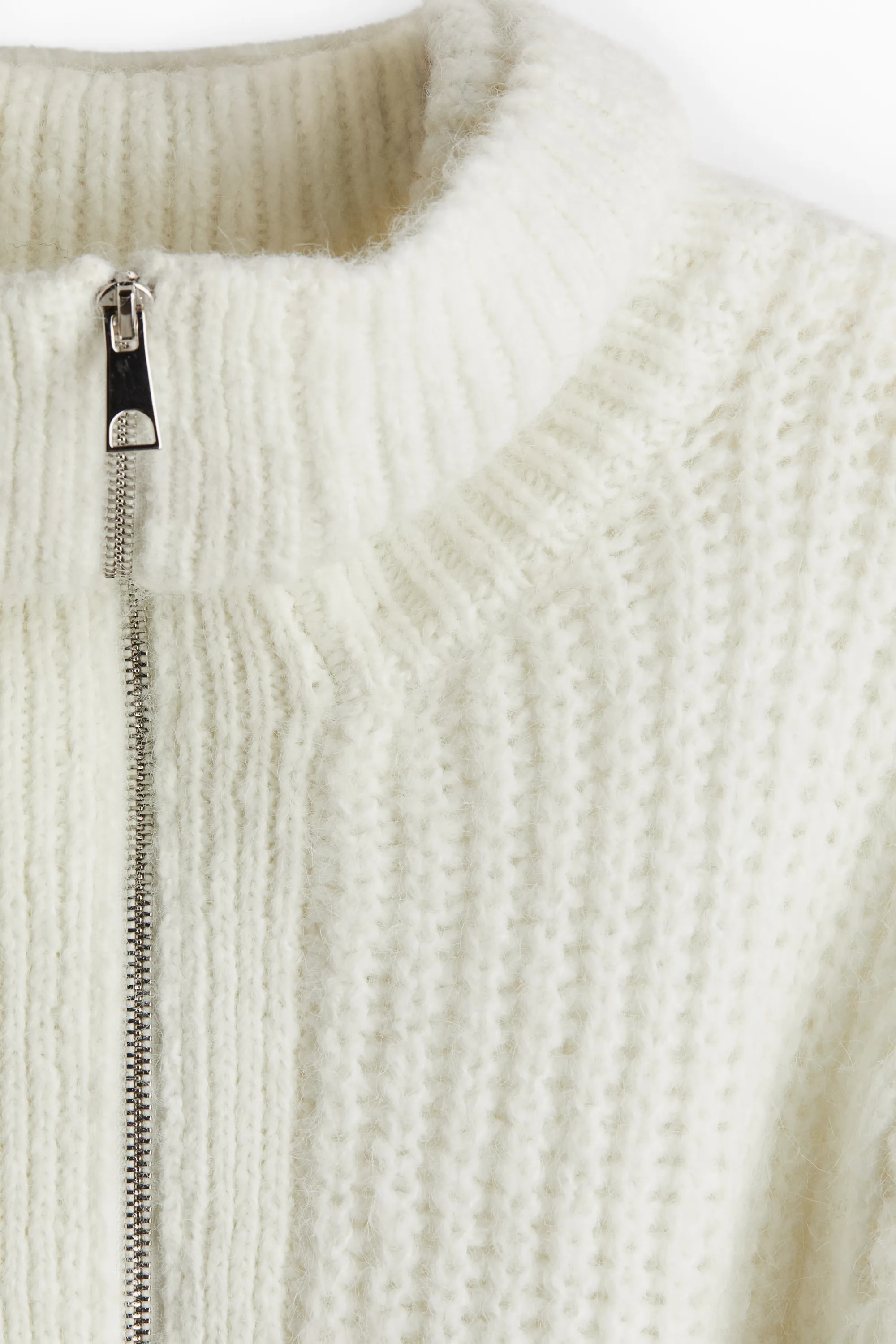 Robe en maille côtelée avec col zippé - Crème