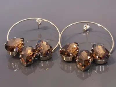 Livia earrings with 3 classic crystals — photo 2