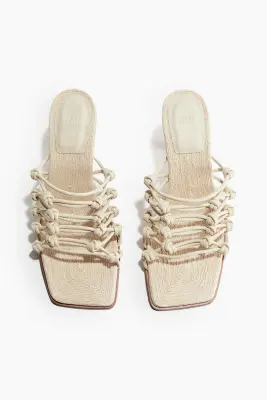 Sandales à talon avec détails noués - Beige clair — photo 2