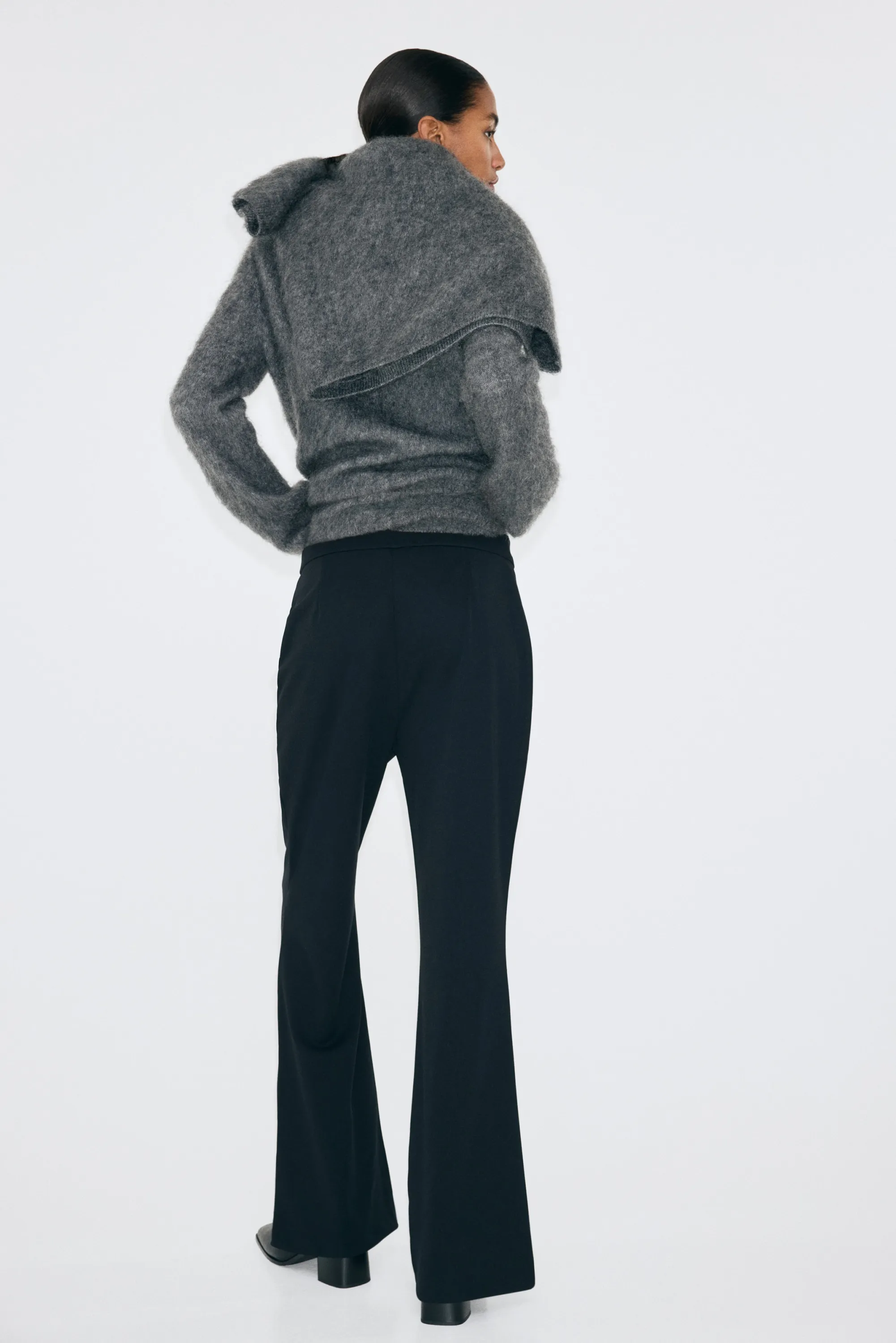 Pantalon bootcut avec plis devant - Noir