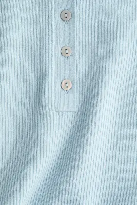 Robe en maille côtelée avec jupe évasée - Bleu clair — photo 4