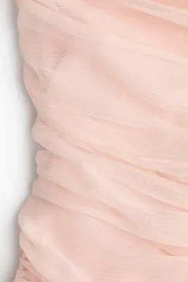 Robe à bretelles fines en mousseline à effet drapé - Abricot clair — photo 4