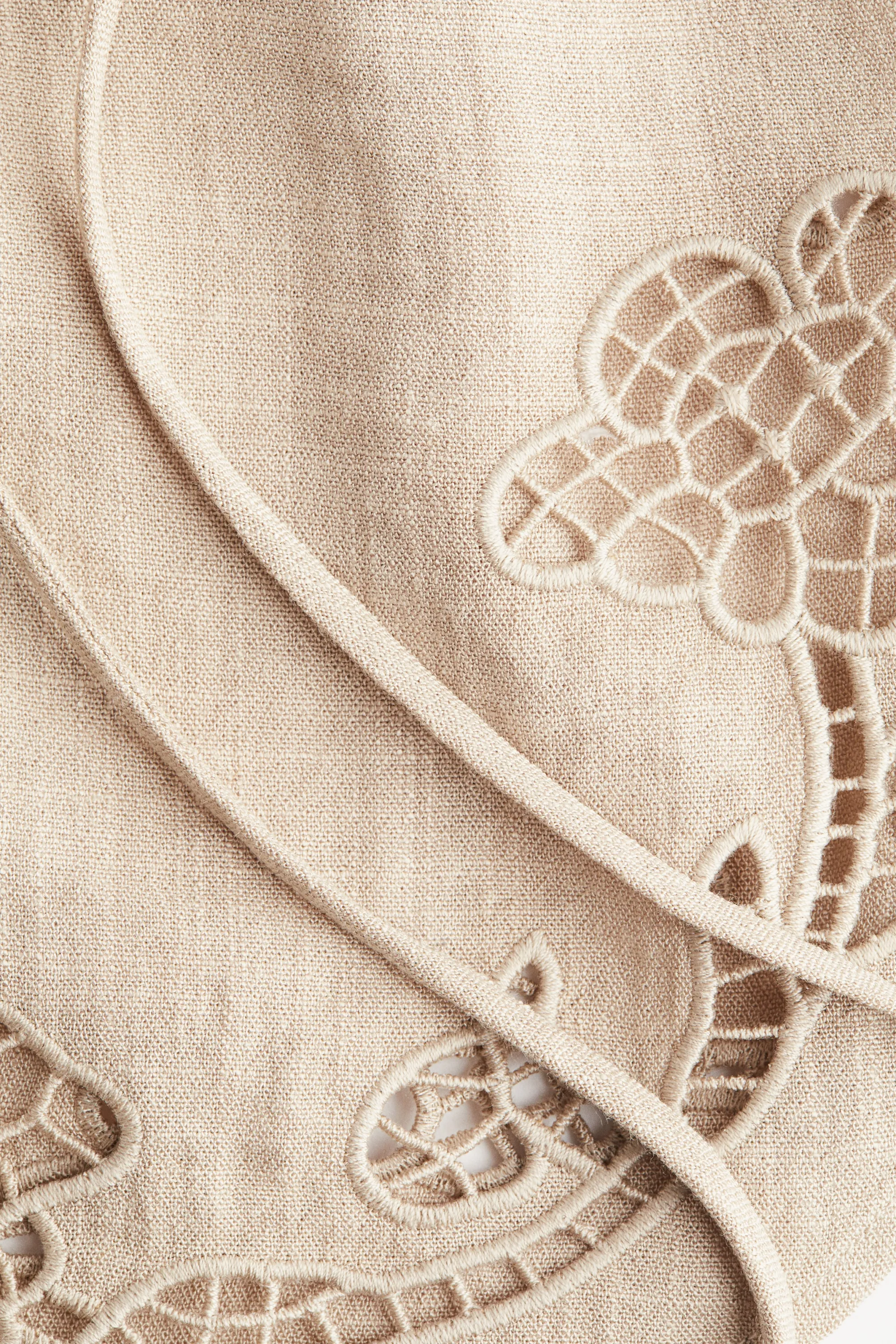 Short de plage avec broderie anglaise - Beige clair