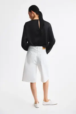 Blouse en satin avec encolure bénitier - Noir — photo 3
