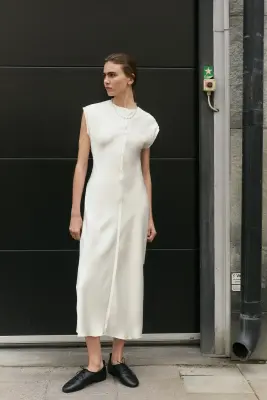 Robe midi en satin - Ivoire — photo 4