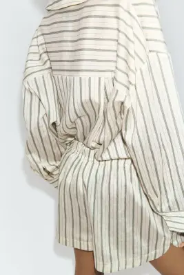 Short en lyocell mélangé avec taille élastique - Crème/rayé — photo 2
