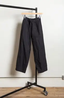 Conkers – RAMBLER TROUSER – BLACK — photo 3