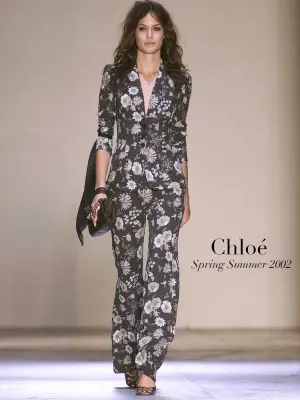 Tailleur veste pantalon par PHOEBE PHILO imprimé fleuri défilé été 2002 Prix boutique 2000€ Taille 36 — photo 2