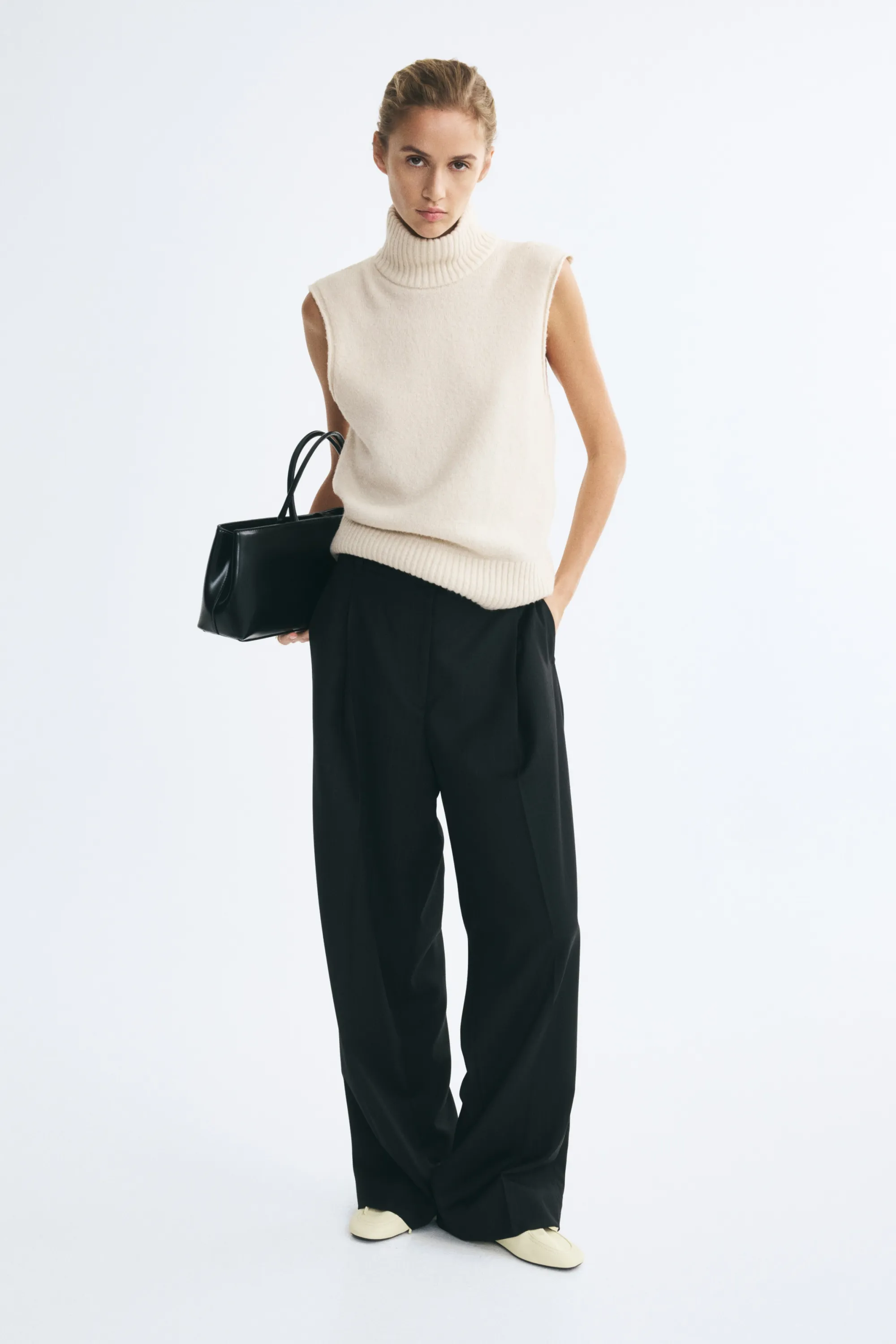 Pull sans manches avec col cheminée - Beige clair