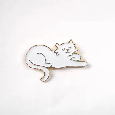 Pin's Chat pacha Coucou Suzette — photo 2