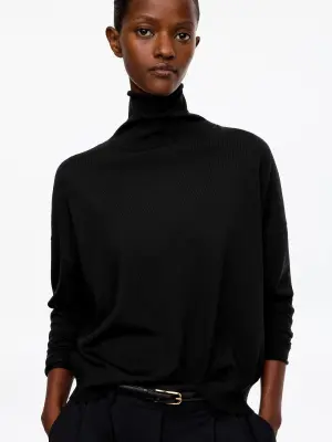 Pull col roulé en laine mérinos - Noir — photo 3