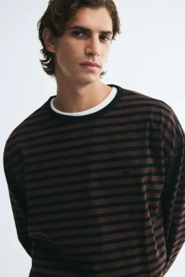 Relaxed Fit Boxy long-sleeved T-shirt - Marron foncé/rayé — photo 1
