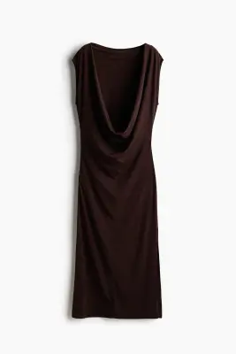 Robe avec encolure bénitier dans le dos - Marron foncé — photo 4