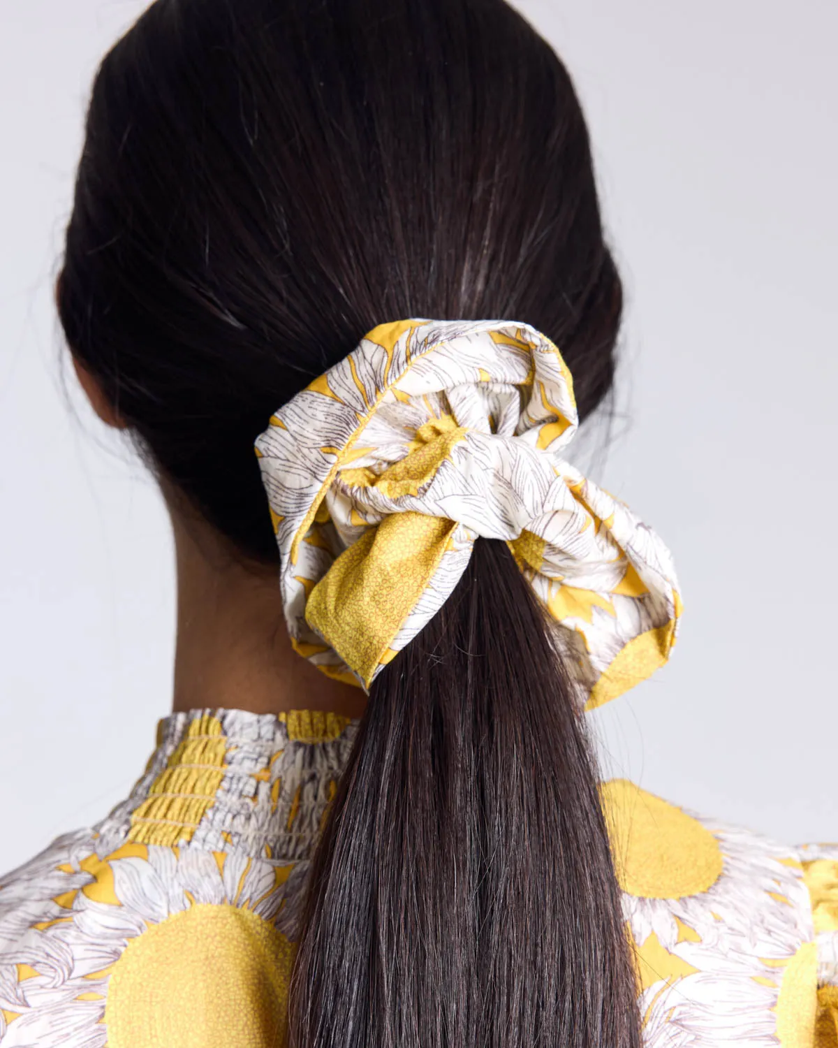 Chouchou Billy XL imprimé Liberty tournesols jaune