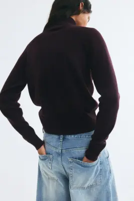 Pull col roulé - Violet prune foncé/cœur — photo 2