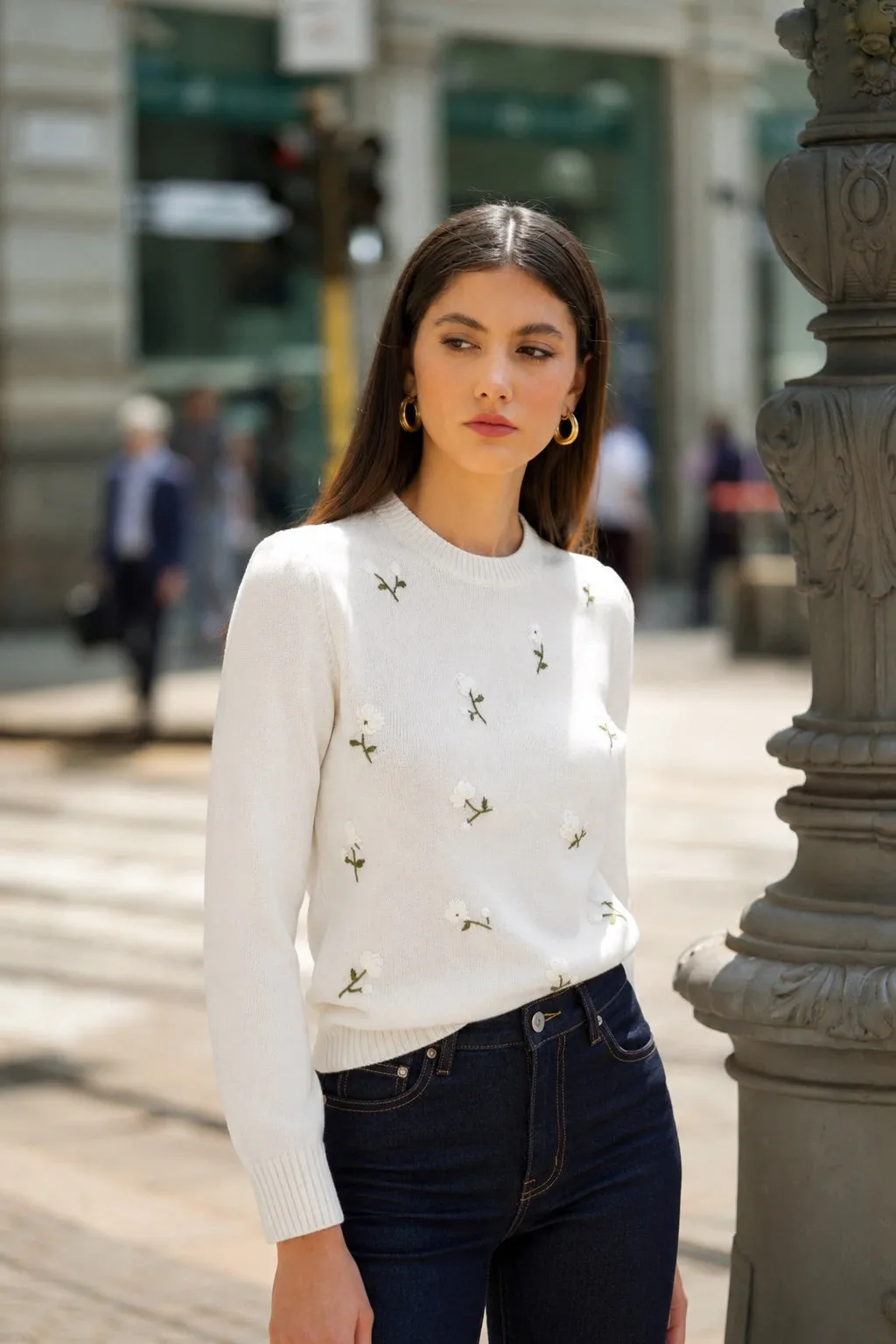 Lucas Embroidered Sweater - Cream
