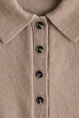 Pull façon polo avec épaulettes - Taupe — photo 4