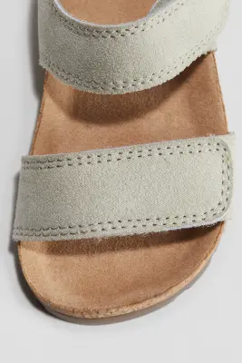 Sandales - Vert kaki clair — photo 2