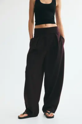 Pantalon à pinces avec jambes barrel - Bordeaux — photo 1