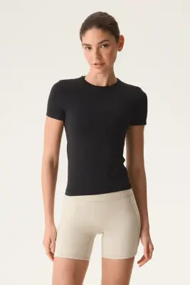 Top de sport Seamless Slim Fit SoftMove™ - Noir — photo 2