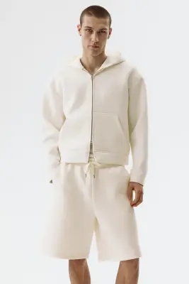 Short Relaxed Fit en scuba - Crème — photo 2