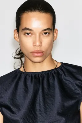 TOP EN SATIN FRONCÉ - BLEU MARINE — photo 4