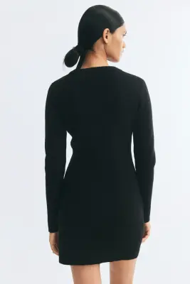 Robe en maille avec boutons - Noir — photo 2