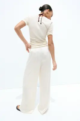 Pantalon en jersey avec taille élastique - Crème — photo 3
