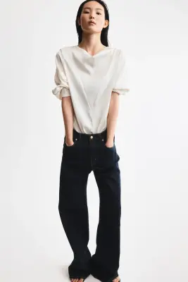 Blouse en satin avec encolure bénitier - Ivoire — photo 2