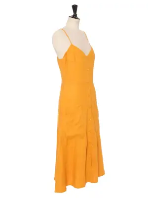 Robe longue à fines bretelles et boutons en lin jaune tournesol Prix boutique 350€ Taille 40 — photo 2