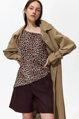 Short chic en lin mélangé - Marron foncé — photo 1