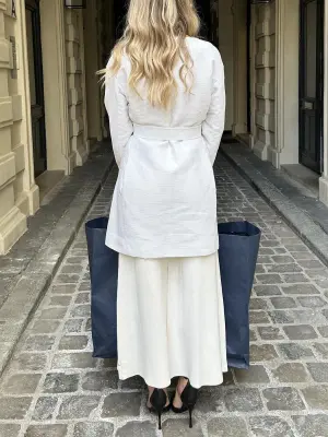 Manteau veste ceinturé en coton blanc Prix boutique 2000€ Taille 36 — photo 5